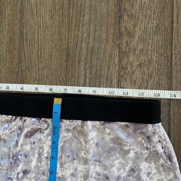 Volcom volcrush mini skirt - Picture 11 of 11
